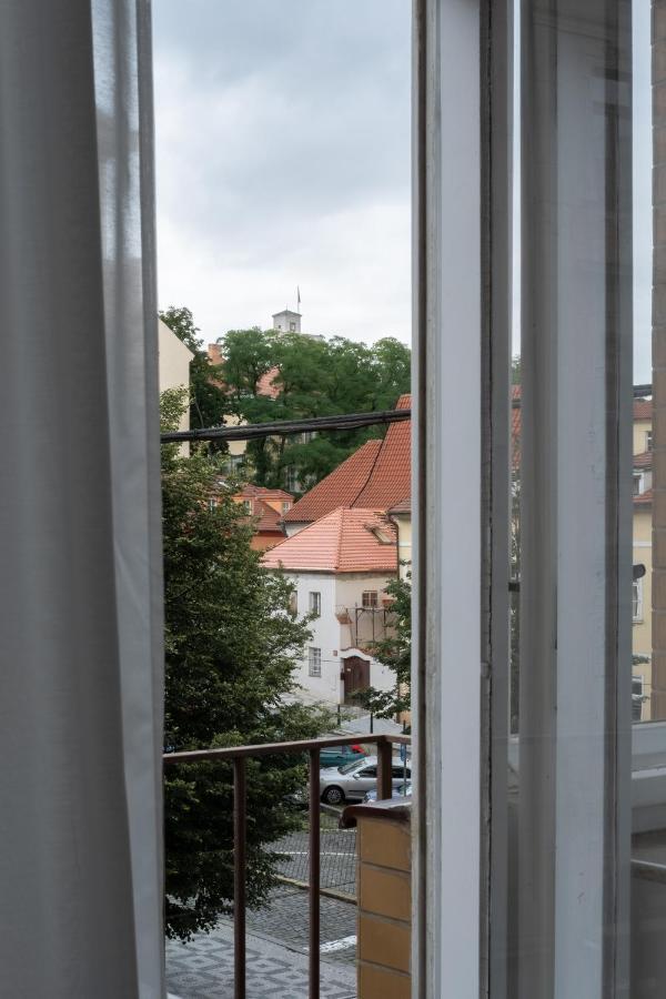 Airy Apartment Near Charles Bridge By Prague Days Zewnętrze zdjęcie